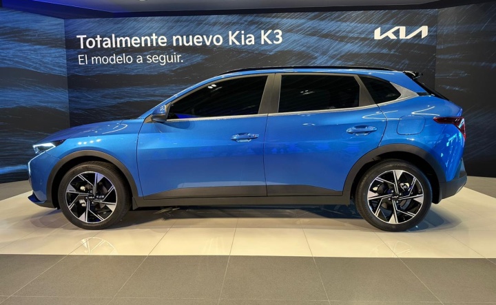 Kia K3 Hatchback